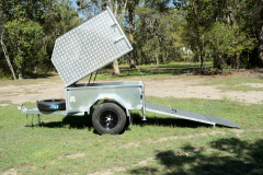 16. 1500 x 900 Disabiltiy Scooter Box Trailer Completely open
