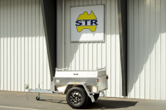 20. 1500 x 900 Aluminium Checker Plate Box Trailer with Luggage Top
