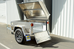 21. 1500 x 900 Aluminium Checker Plate Box Trailer with Drop Down Tailgate & Luggage Top