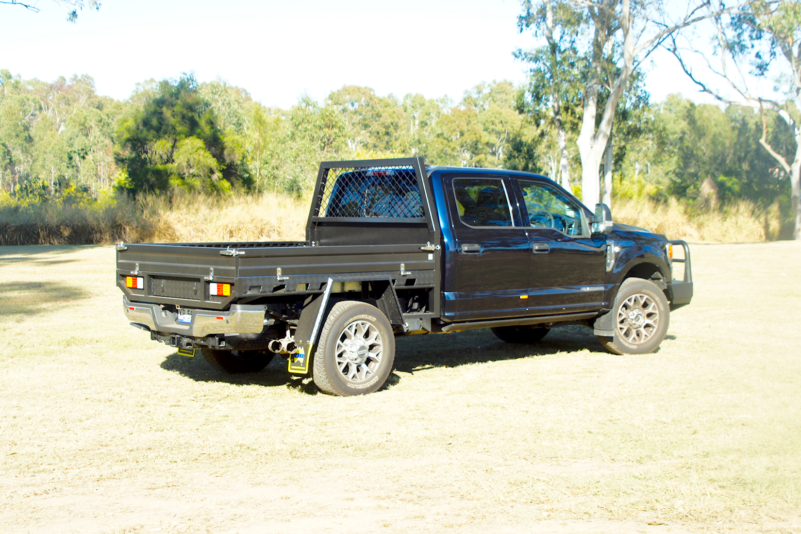 13. Dual Cab F250 Ute Tray